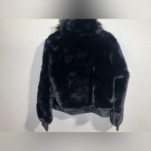 🖤 BLANK NYC Black Noise Coat with Buckles Moto Inspired With Faux Fur 🖤 - Picture 6 of 8